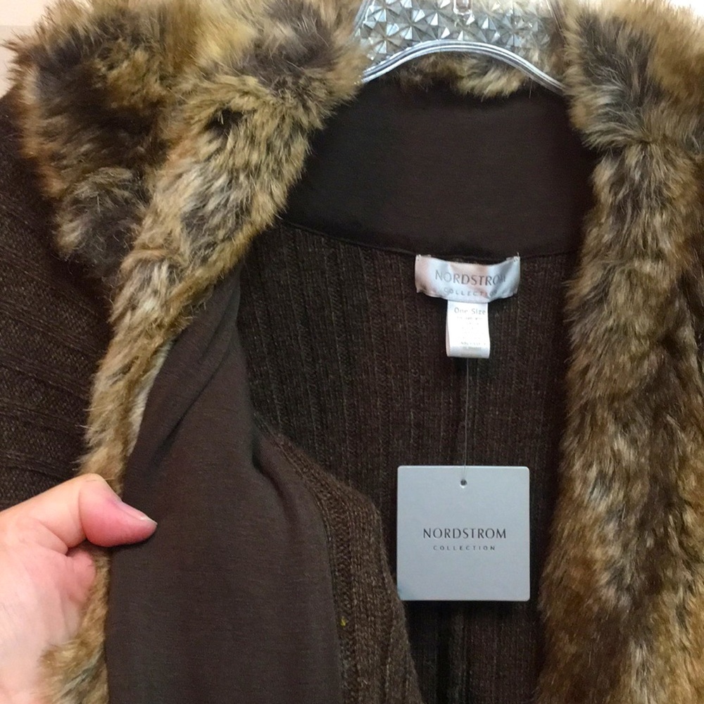 Nordstroms Faux Fur Trimmed Brown Sweater Cape - Picture 8 of 10